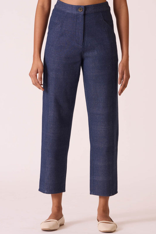 Mid Rise Jeans in Dark Denim for Women with Classic Fit, perfect to Buy Mid Rise Jeans Online