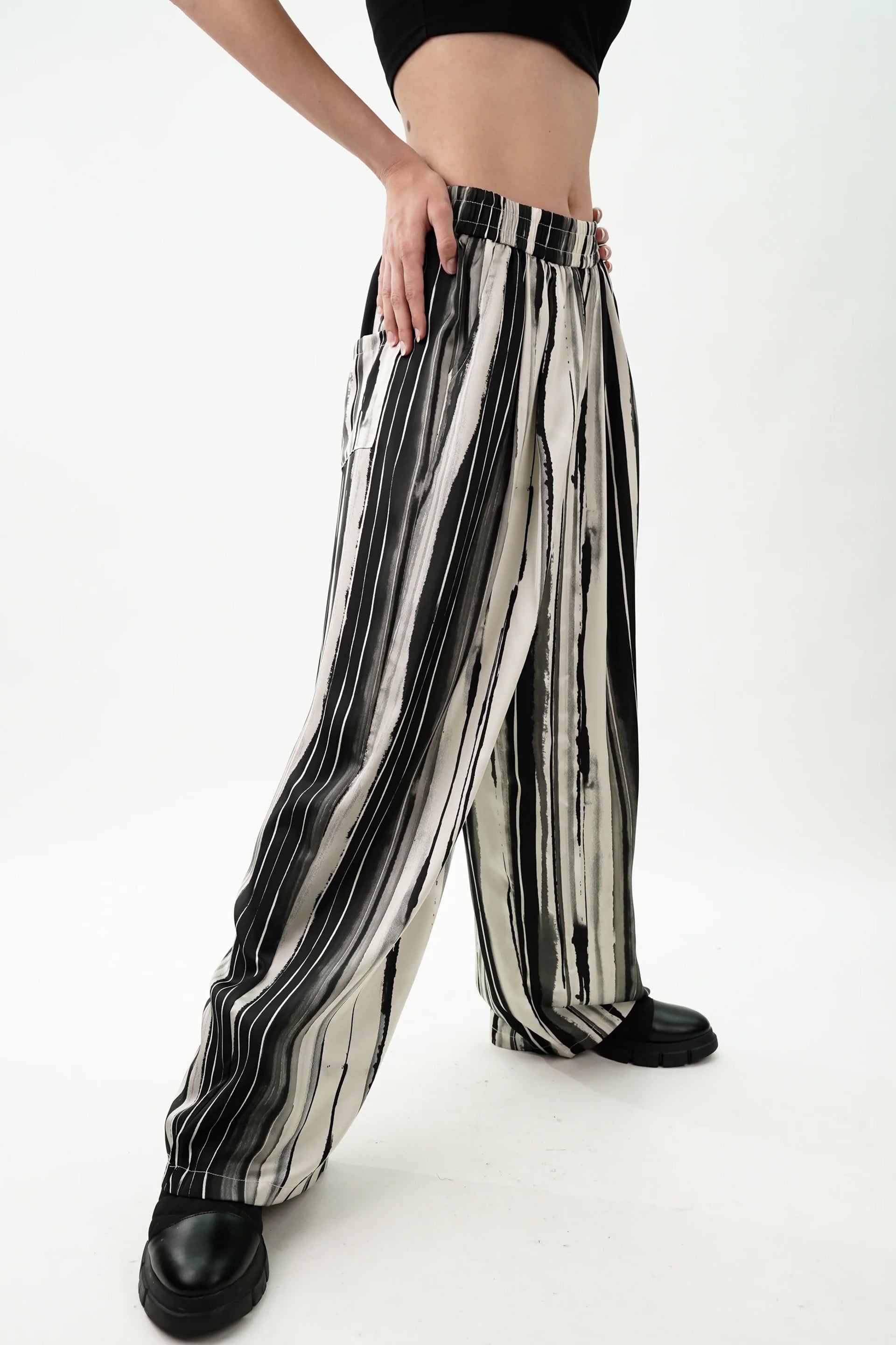 Striped wide leg pants women in black and white with a comfortable elastic waistband